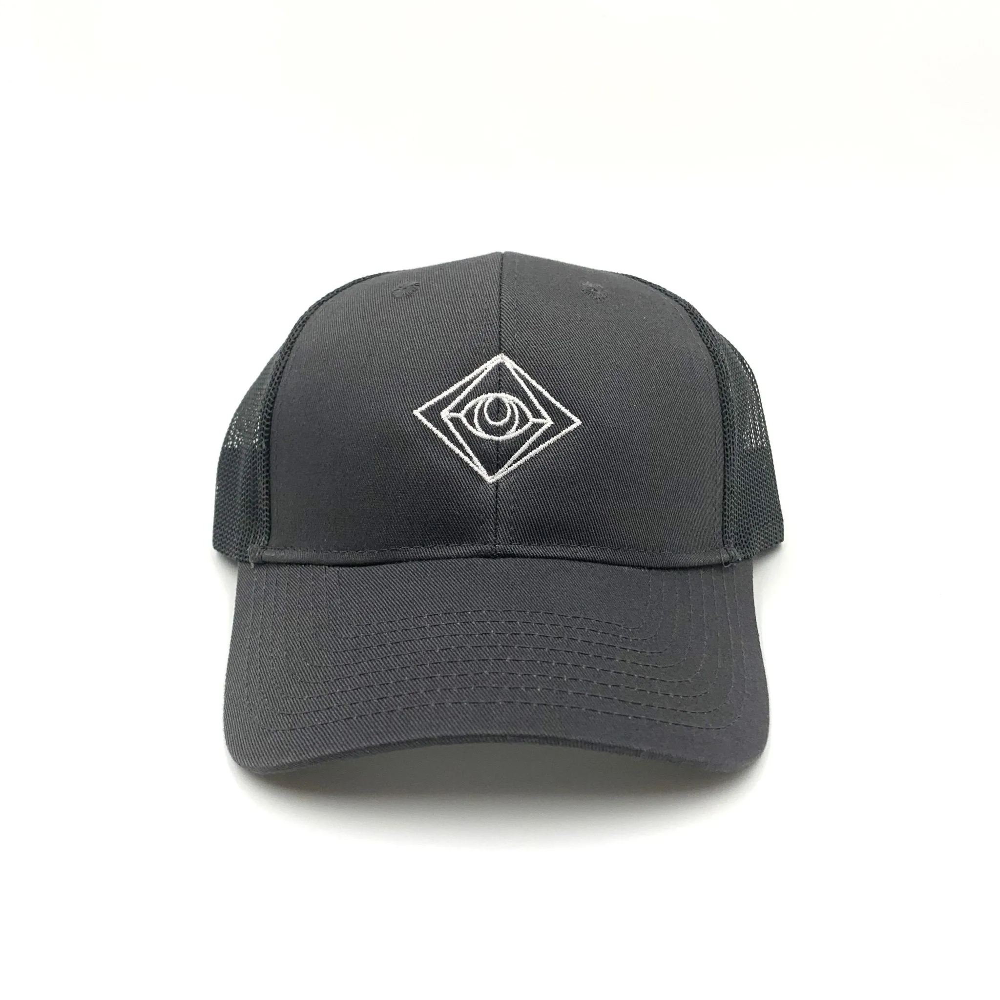 DEYEMOND Trucker Snapback
